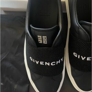GIVENCY  SNEAKERS NEW AUTHENTIC